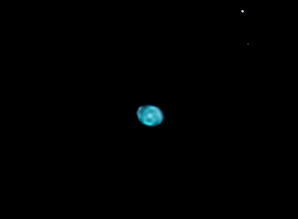 NGC6543 (Cat's Eye); mag 8.3; size 22 sec; ISO 1600; exp 10 min (30x20sec); LX200 10 @f/7.7; 9-30-05; Coyle